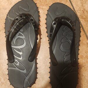 Louboutin Flip Flops Woman